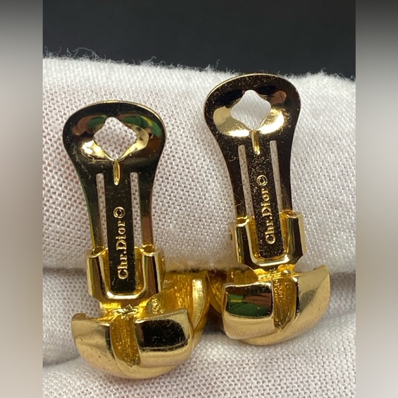 Christian Dior Vintage Gold  Tone X Clip Earrings - Picture 12 of 14